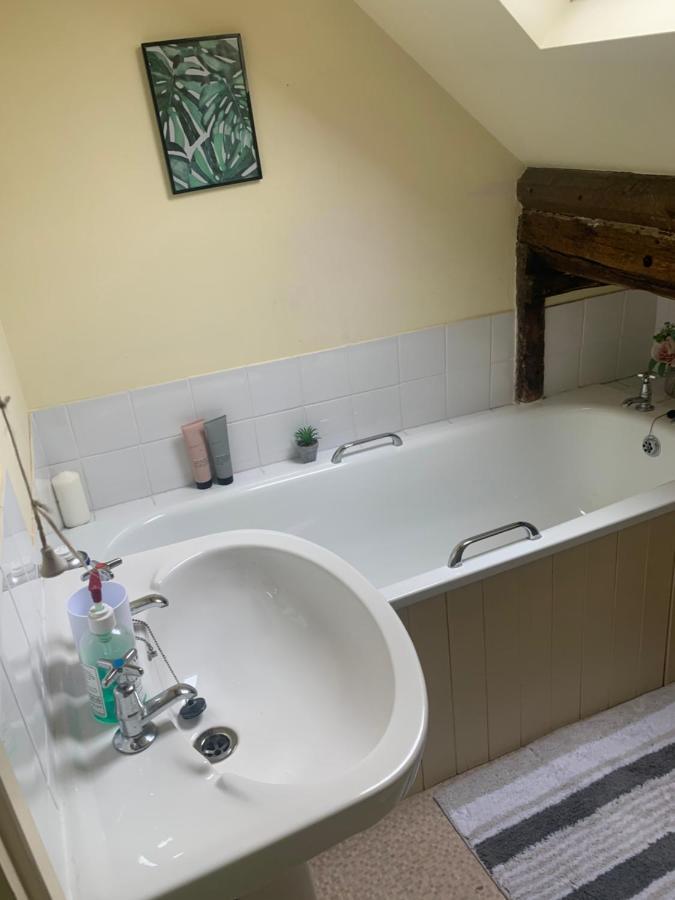 Appartement Becs à Leominster Extérieur photo